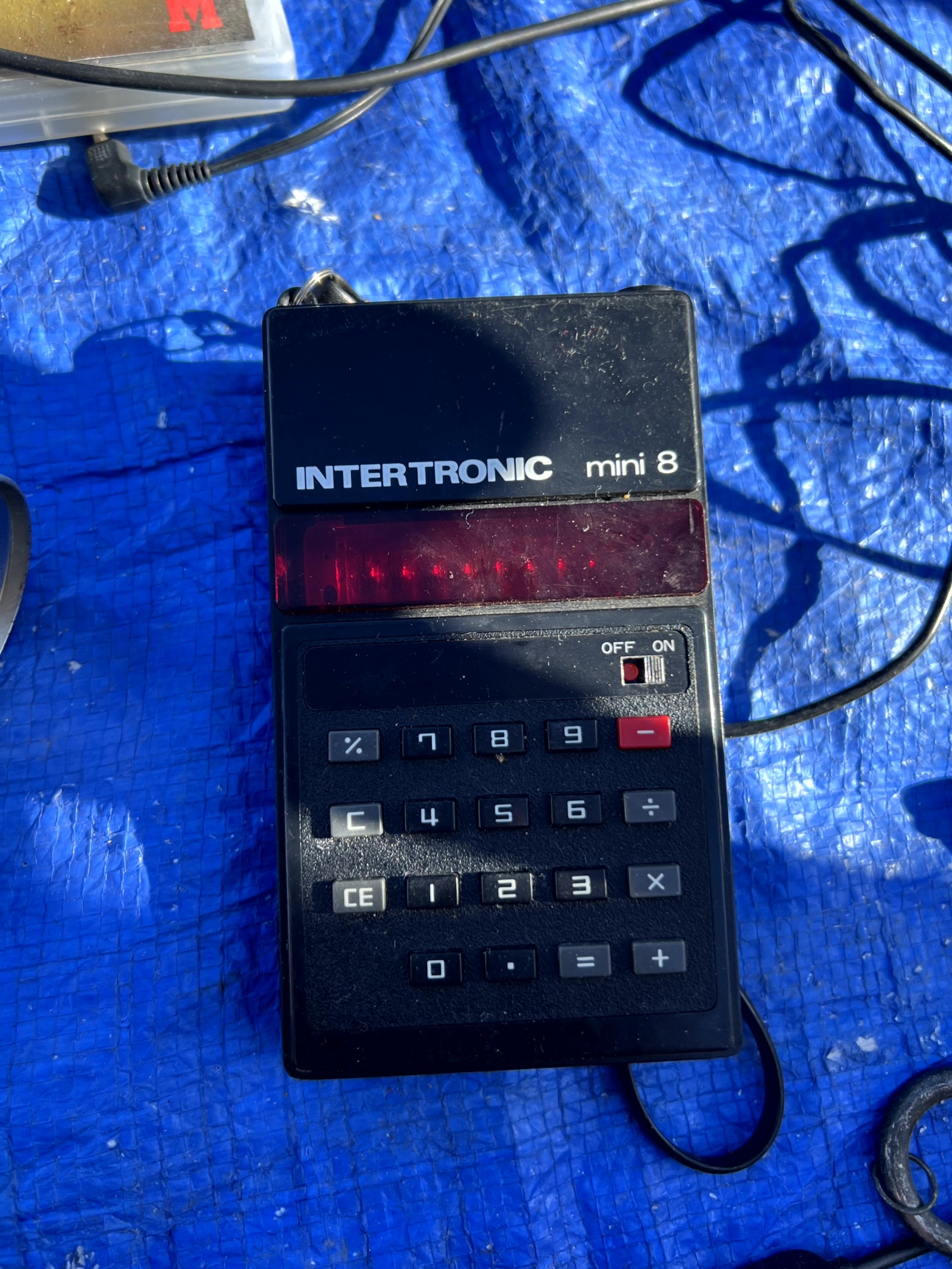 Kindle за копейки, робот-пылесос от iRobot и куча фотоаппаратов и вспышек: воскресная барахолка под Валенсией - 32 Kindle за копейки, робот-пылесос от iRobot и куча фотоаппаратов и вспышек: воскресная барахолка под Валенсией - 32