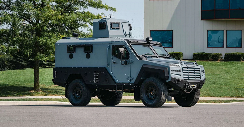 Представлен бронетранспортер Captain на базе Toyota Land Cruiser 70 - 1 Представлен бронетранспортер Captain на базе Toyota Land Cruiser 70