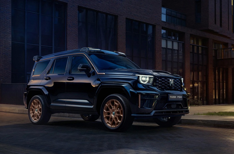 Прощай, Land Cruiser. Tank 700 официально вышел в России, цена &mdash; ниже 9 млн рублей