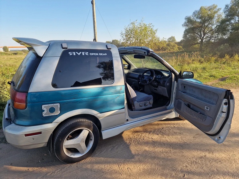 В России продают очень редкий полноприводный Mitsubishi RVR — и всего 530 тыс. рублей - 3 В России продают очень редкий полноприводный Mitsubishi RVR — и всего 530 тыс. рублей