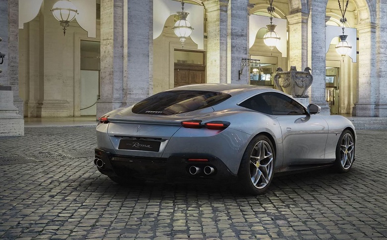 В Россию привезли Ferrari Roma: 620 л.с. и задний привод &mdash; дорого
