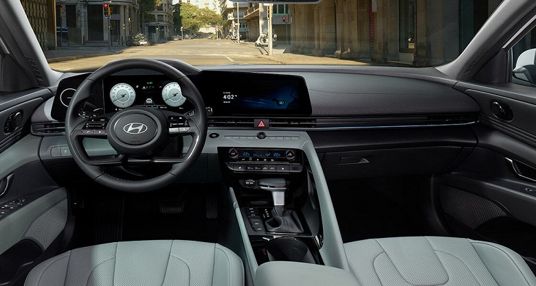 Хорошо знакомый седан Hyundai дешевле &laquo;Москвича&raquo; и Lada. В Россию привезли новые Hyundai Elantra по цене от 1,8 млн рублей