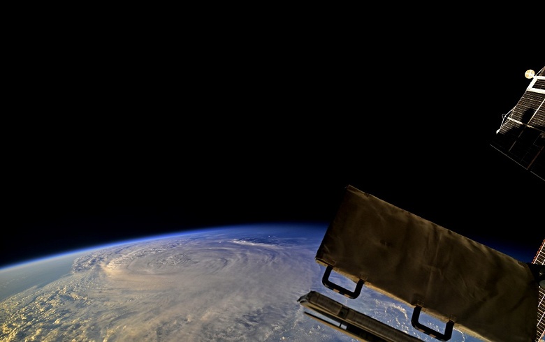 Разрушительный ураган &laquo;Милтон&raquo; показали с борта МКС