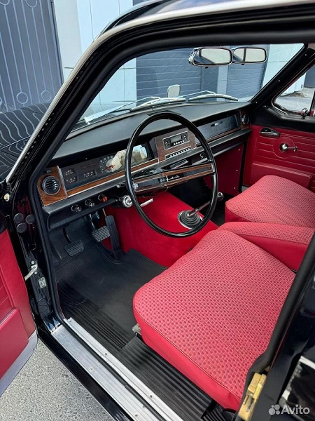 «Всё новое до последнего болта». В России продают «Волгу» с мотором V8 и «автоматом» — такие машины использовались КГБ - 3 «Всё новое до последнего болта». В России продают «Волгу» с мотором V8 и «автоматом» — такие машины использовались КГБ