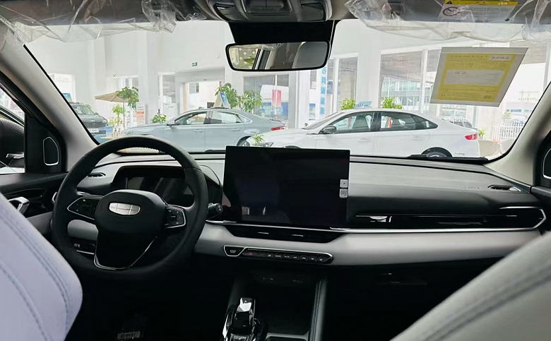 Совершенно новый Geely Coolray позирует на камеру ещё до анонса - 5 Совершенно новый Geely Coolray позирует на камеру ещё до анонса