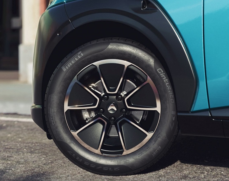 В России начнут выпуск шин Pirelli с технологией Elect специально для &laquo;Атома&raquo;