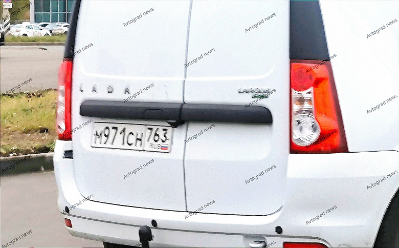 Новую, самую экономичную версию Lada Largus показали вживую. Новинка выйдет до конца 2024 - 1 Новую, самую экономичную версию Lada Largus показали вживую. Новинка выйдет до конца 2024