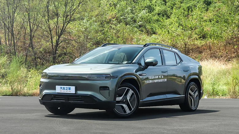 Уникальный внедорожник и пикап в одной машине, со спутниковой связью. Начинаются продажи Changan Qiyuan E07 в Китае - 3 Уникальный внедорожник и пикап в одной машине, со спутниковой связью. Начинаются продажи Changan Qiyuan E07 в Китае