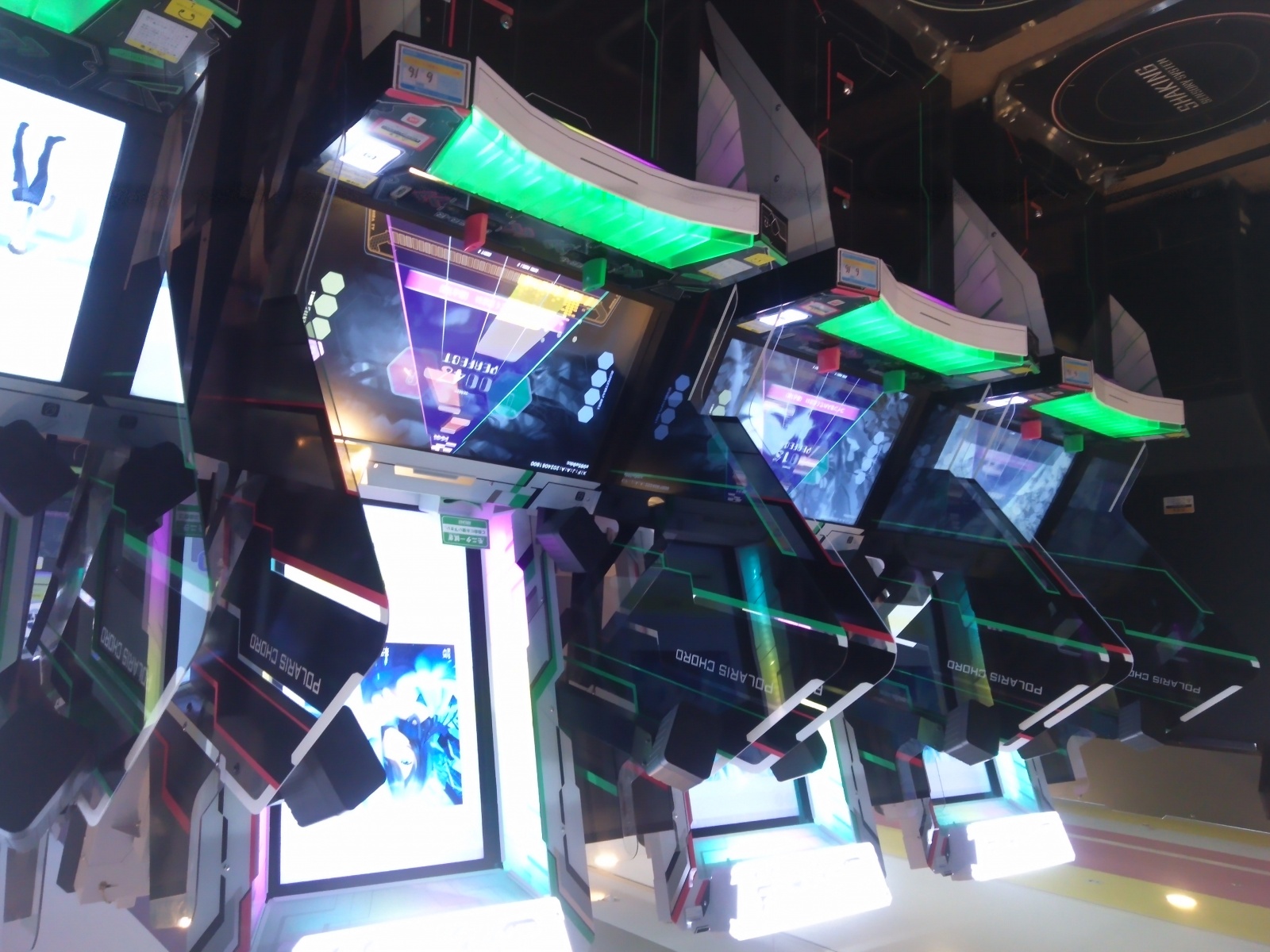 Пришелец из ретрофутуризма: андроид-раскладушка Kyocera KYY311 - 32 Пришелец из ретрофутуризма: андроид-раскладушка Kyocera KYY311 - 32