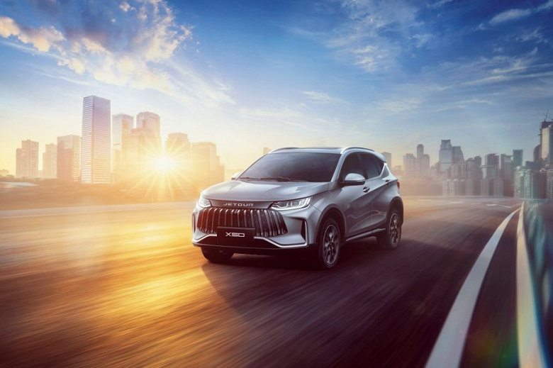 Российские дилеры получили отлично оснащённый Jetour Х50 дешевле 2 млн рублей. Это аналог Geely Coolray и Belgee X50 - 1 Российские дилеры получили отлично оснащённый Jetour Х50 дешевле 2 млн рублей. Это аналог Geely Coolray и Belgee X50