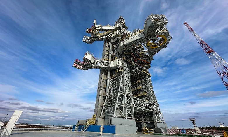 Стартовый комплекс ракеты «Ангара» готовят к первому пилотируемому пуску - 2 Стартовый комплекс ракеты «Ангара» готовят к первому пилотируемому пуску