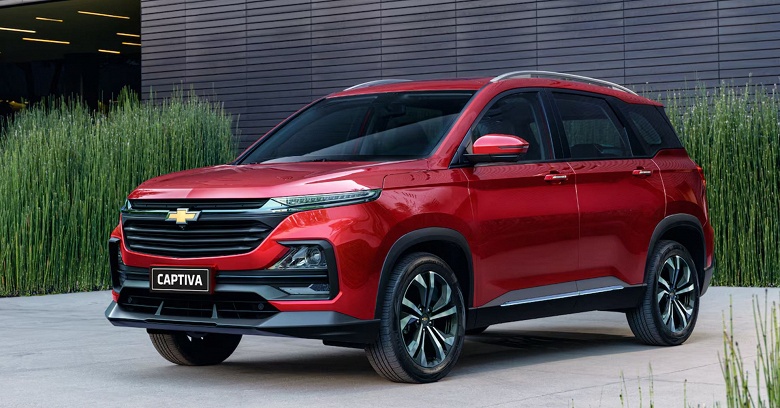 Chevrolet Captiva неуклонно дешевеет в России: новый кроссовер в топовой комплектации можно купить за 2,6 млн рублей - 1 Chevrolet Captiva неуклонно дешевеет в России: новый кроссовер в топовой комплектации можно купить за 2,6 млн рублей