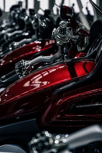 Это первый в мире мотоцикл с горизонтально-оппозитным 8-цилиндровым мотором. Стартовали продажи Great Wall Souo &mdash; конкурент Honda Gold Wing оценен в 30 тысяч долларов