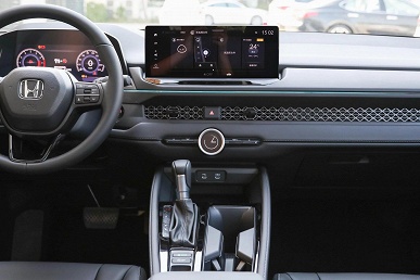 Официальный дилер привез новый Honda Accord и продает его с гарантией 3 года. Но цена внушительная - 3 Официальный дилер привез новый Honda Accord и продает его с гарантией 3 года. Но цена внушительная