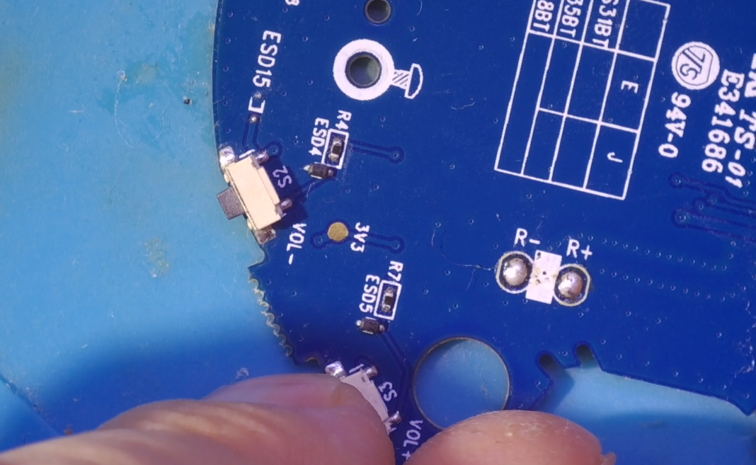 Ремонт беспроводных наушников JVC HA-s35bt — заряжаются, но не включаются. Что делать и где искать проблему? - 7 Ремонт беспроводных наушников JVC HA-s35bt — заряжаются, но не включаются. Что делать и где искать проблему? - 7