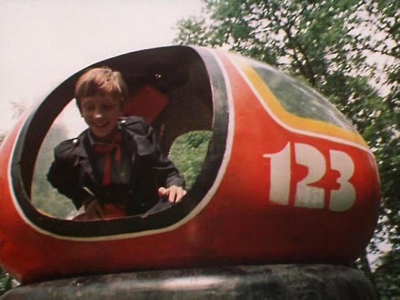 Флипы из фильма «Гостья из будущего» всё ближе. GAC показала свой летающий автомобиль - 1 Флипы из фильма «Гостья из будущего» всё ближе. GAC показала свой летающий автомобиль