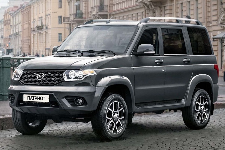 В УАЗ «Патриот» пытались установить мотор Ford, но в итоге поставят дизель JAC. Цена может вырасти на 10-12% - 1 В УАЗ «Патриот» пытались установить мотор Ford, но в итоге поставят дизель JAC. Цена может вырасти на 10-12%