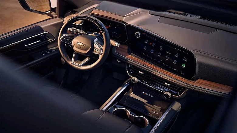 Огромный Chevrolet Tahoe 2025 с новым двигателем, багажником на 3,5 кубометра и адаптивной подвеской поступил в продажу в Китае - 2 Огромный Chevrolet Tahoe 2025 с новым двигателем, багажником на 3,5 кубометра и адаптивной подвеской поступил в продажу в Китае