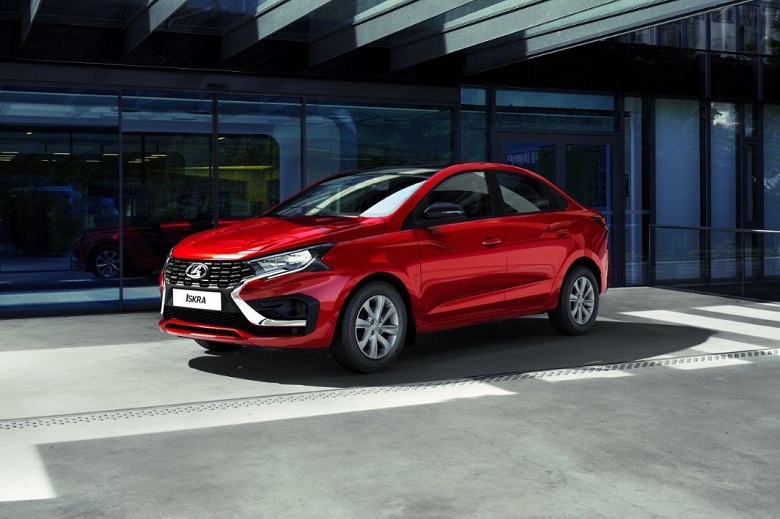 За неделю АвтоВАЗ собрал 7 Lada Granta &mdash; седаны и универсалы-кросс