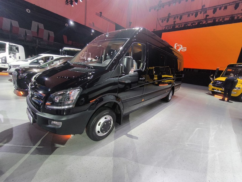 В России начнут выпускать копию Mercedes-Benz Sprinter W906. Sollers Atlant XL поступит в продажу в 2025 году - 1 В России начнут выпускать копию Mercedes-Benz Sprinter W906. Sollers Atlant XL поступит в продажу в 2025 году