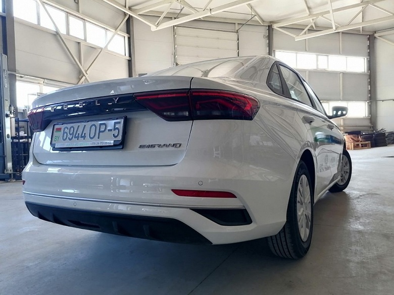 &laquo;БелДжи&raquo; готовится начать производство Belgee S50 &mdash; это копия Geely Emgrand с ГБО