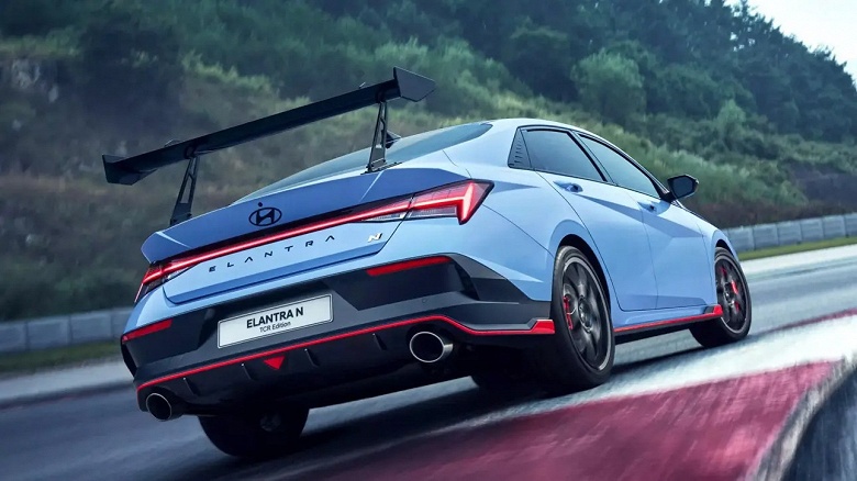 Представлен новый Hyundai Elantra N мощностью почти 300 л.с. - 1 Представлен новый Hyundai Elantra N мощностью почти 300 л.с.