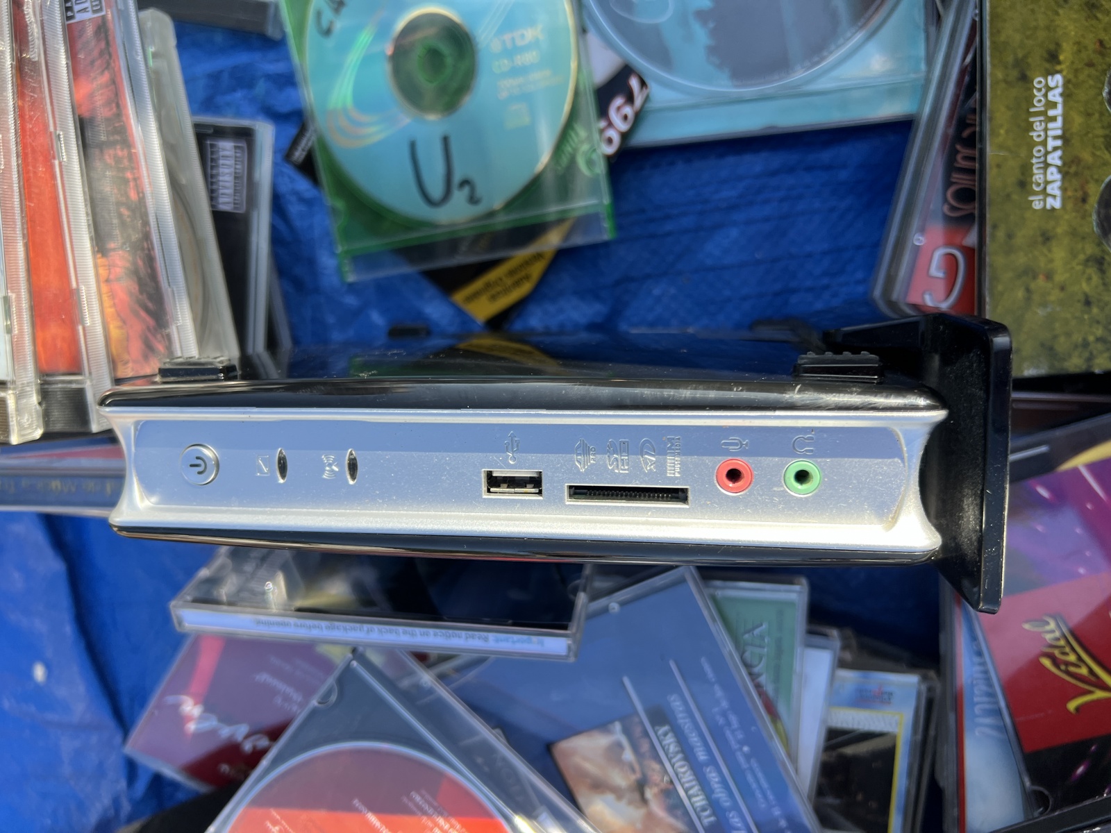 Nikon D80, iRobot Roomba, микроскоп и другие находки на испанской барахолке: что мне попалось на этот раз? - 4 Nikon D80, iRobot Roomba, микроскоп и другие находки на испанской барахолке: что мне попалось на этот раз? - 4