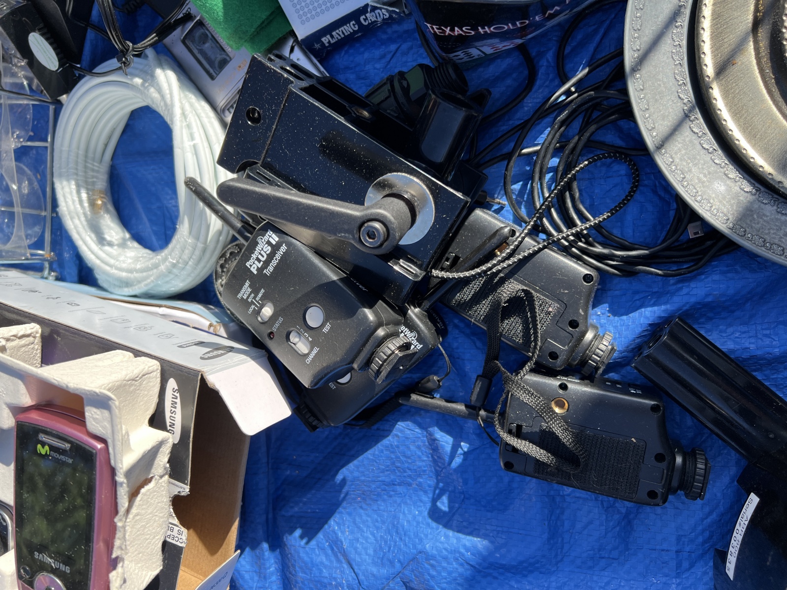 Nikon D80, iRobot Roomba, микроскоп и другие находки на испанской барахолке: что мне попалось на этот раз? - 40 Nikon D80, iRobot Roomba, микроскоп и другие находки на испанской барахолке: что мне попалось на этот раз? - 40