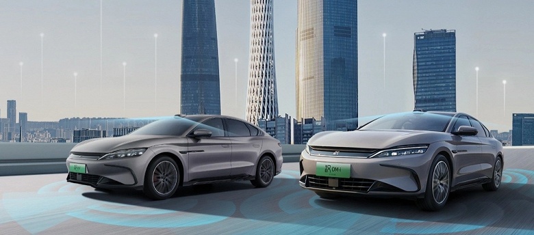 Новая версия бестселлера, недорого: BYD Han 2025 с системой &laquo;Глаз бога&raquo; и умной подвеской отправился к дилерам