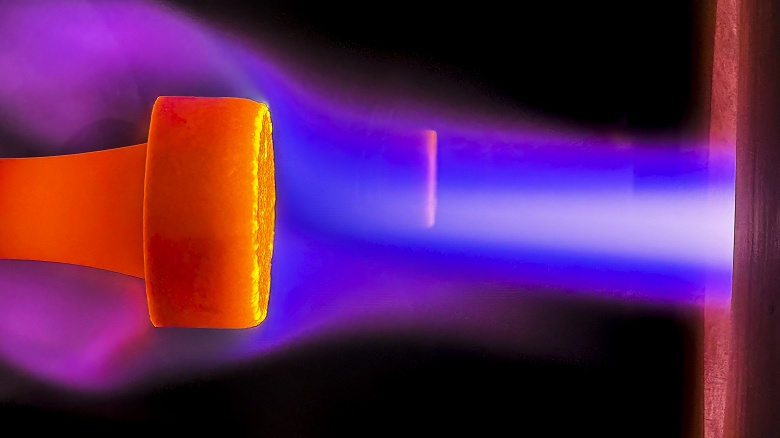 &laquo;Илон задал тон величию, и теперь мы тянемся к Марсу&raquo;. Дональд Трамп прокомментировал полет Starship, а сама SpaceX испытывает &laquo;броню&raquo; для Марса