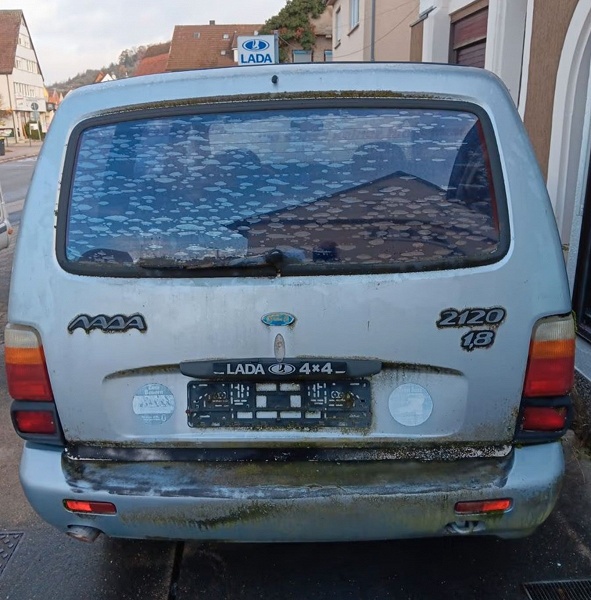 Единственную ВАЗовскую «Надежду» выставили на продажу в Германии. За полноприводный минивэн на базе «Нивы» просят всего 999 евро - 1 Единственную ВАЗовскую «Надежду» выставили на продажу в Германии. За полноприводный минивэн на базе «Нивы» просят всего 999 евро
