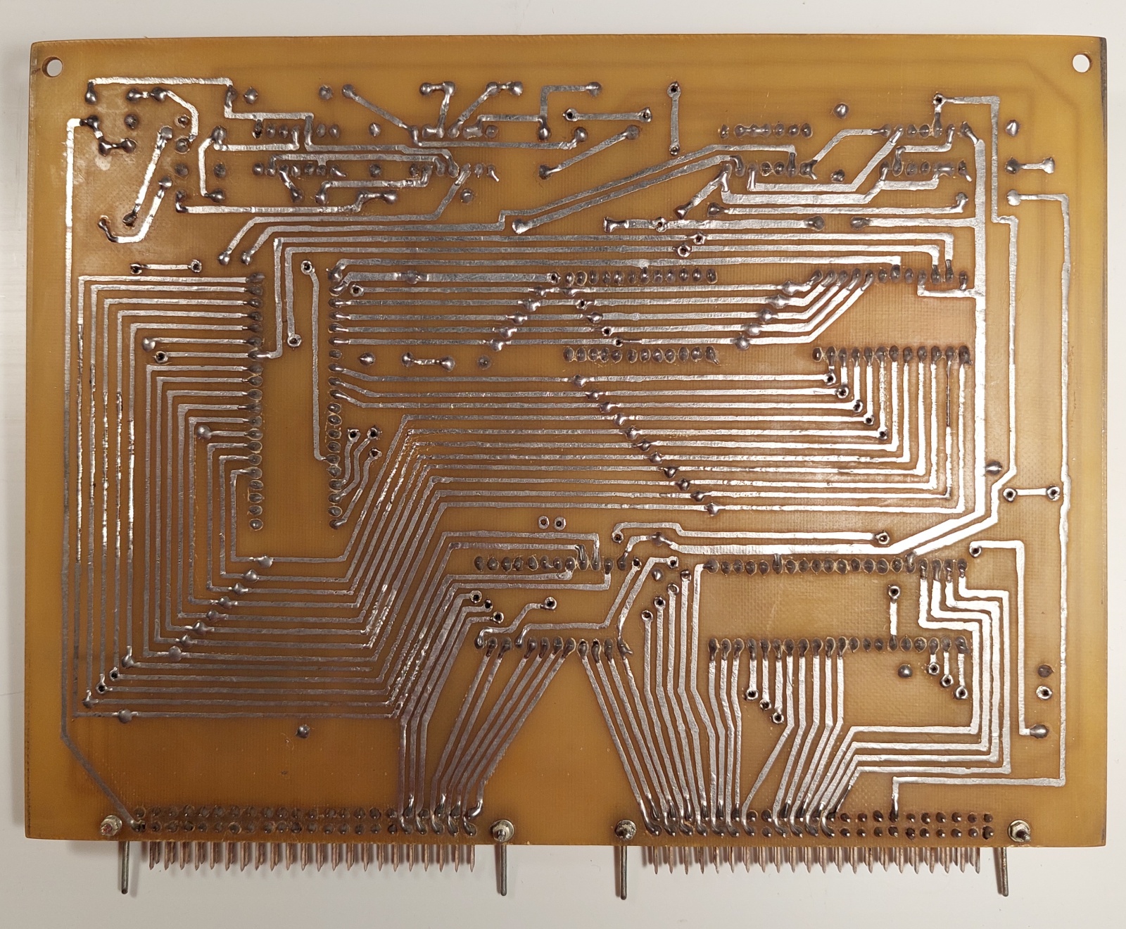 Рис. 4 – Процессорная плата (вид с обратной стороны)