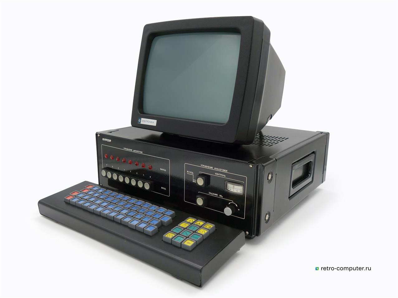 «Курсор»: редкий советский компьютер с газоразрядным дисплеем - 7 «Курсор»: редкий советский компьютер с газоразрядным дисплеем - 7
