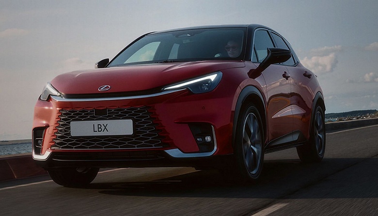 Представлен Lexus LBX с трехцилиндровым мотором и расходом всего 4,5 л/100 км
