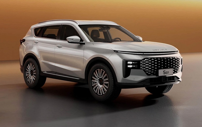 Аналог Toyota RAV4 от Chery с 8-ступенчатым «автоматом» и полным приводом — за 3,2 млн рублей. Раскрыты цены и комплектации кроссовера Soueast S07 для России - 1 Аналог Toyota RAV4 от Chery с 8-ступенчатым «автоматом» и полным приводом — за 3,2 млн рублей. Раскрыты цены и комплектации кроссовера Soueast S07 для России