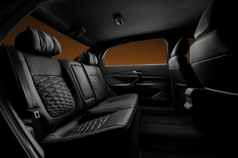 АвтоВАЗ объявил старт продаж Lada Aura. Цена базовой комплектации &mdash; 2,6 млн рублей