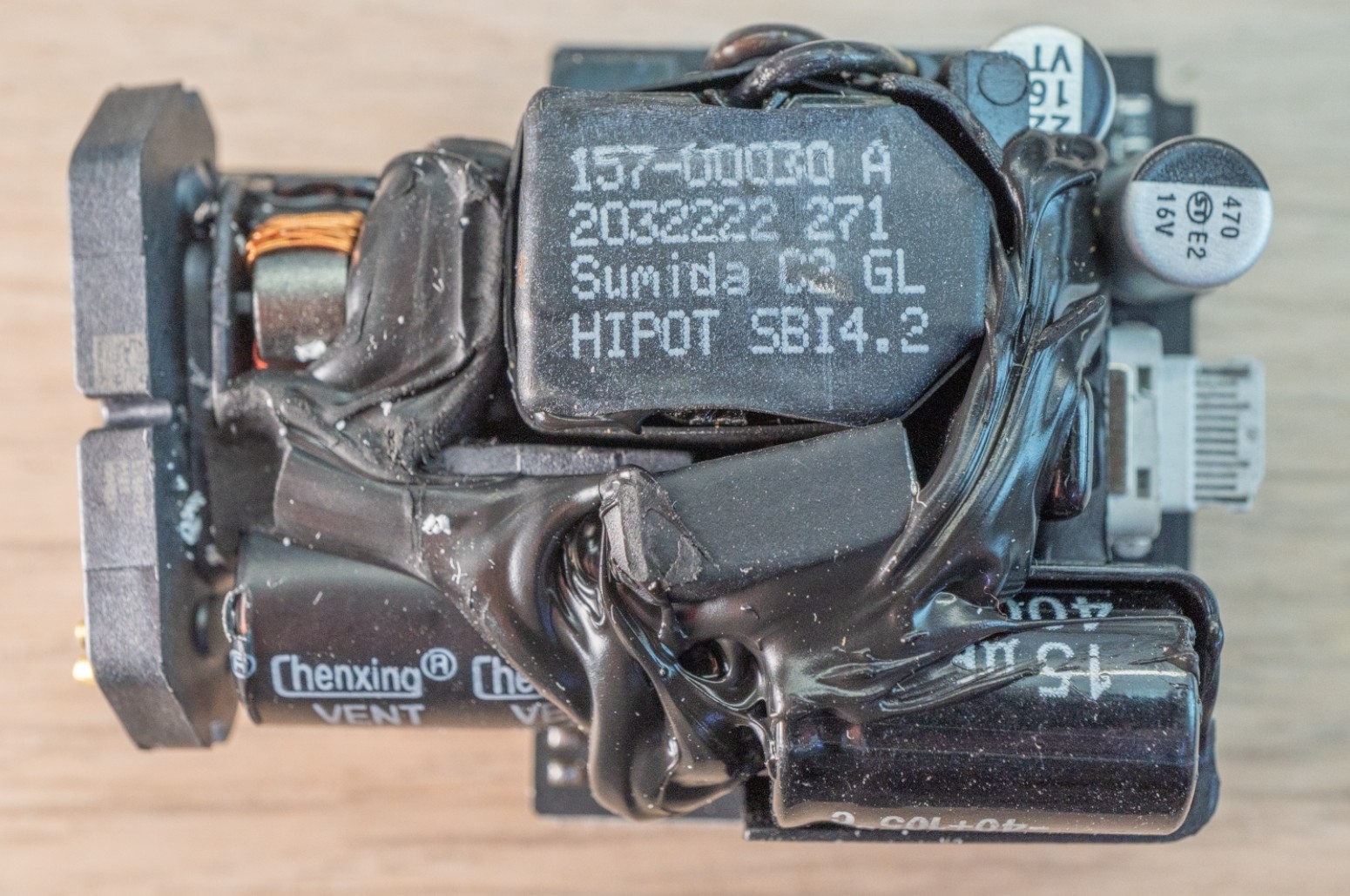 Тестируем и вскрываем поддельный блок питания Apple A2347 с Ozon - 26 Тестируем и вскрываем поддельный блок питания Apple A2347 с Ozon - 26