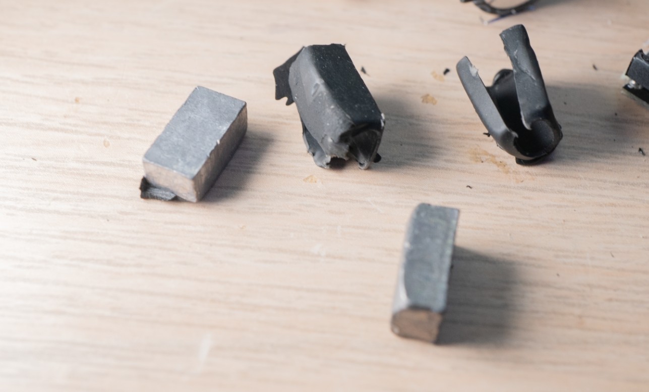 Тестируем и вскрываем поддельный блок питания Apple A2347 с Ozon - 43 Тестируем и вскрываем поддельный блок питания Apple A2347 с Ozon - 43