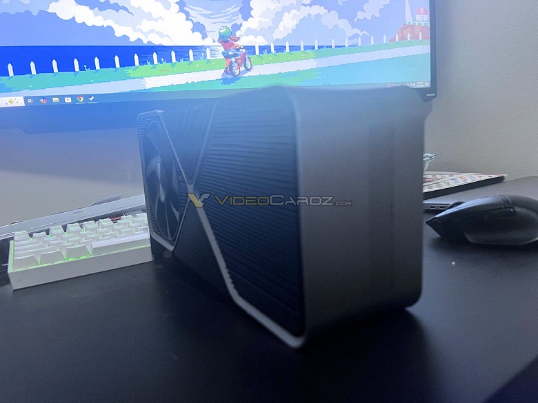 Надежды заполучить работающую GeForce RTX 4090 Ti не оправдались. Найденная карта &mdash; это RTX 4090, хотя и с уникальной системой охлаждения