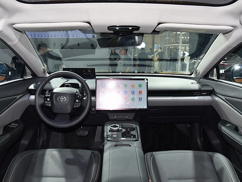  Представлен &laquo;самый умный автомобиль Toyota на сегодняшний день&raquo;