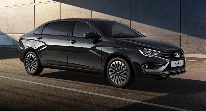 Известный блогер не смог забрать заказанную у дилера Lada Aura &mdash; на машине не было противоскрипных пластин передних тормозных колодок