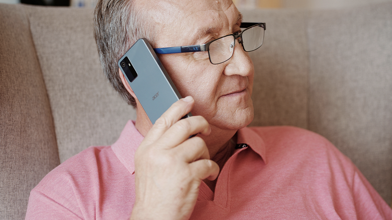 Представлены новые телефоны Acer по цене от 2490 руб. - 2 Представлены новые телефоны Acer по цене от 2490 руб.