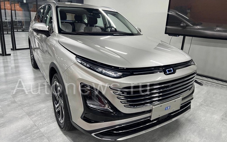 Заменитель Nissan X-Trail и Mitsubishi Outlander для России с 8-ступенчатым «автоматом». FAW Bestune T90 в российской спецификации засняли до официальной премьеры - 2 Заменитель Nissan X-Trail и Mitsubishi Outlander для России с 8-ступенчатым «автоматом». FAW Bestune T90 в российской спецификации засняли до официальной премьеры