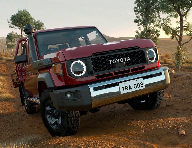 Toyota Land Cruiser 70 получил старую 5-ступенчатую механическую коробку передач вместо &laquo;автомата&raquo;