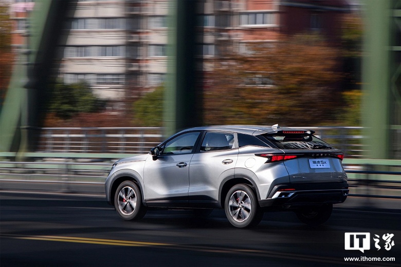 Chery показала вживую новейший компактный кроссовер Chery Tiggo 5x High Energy Edition - 3 Chery показала вживую новейший компактный кроссовер Chery Tiggo 5x High Energy Edition