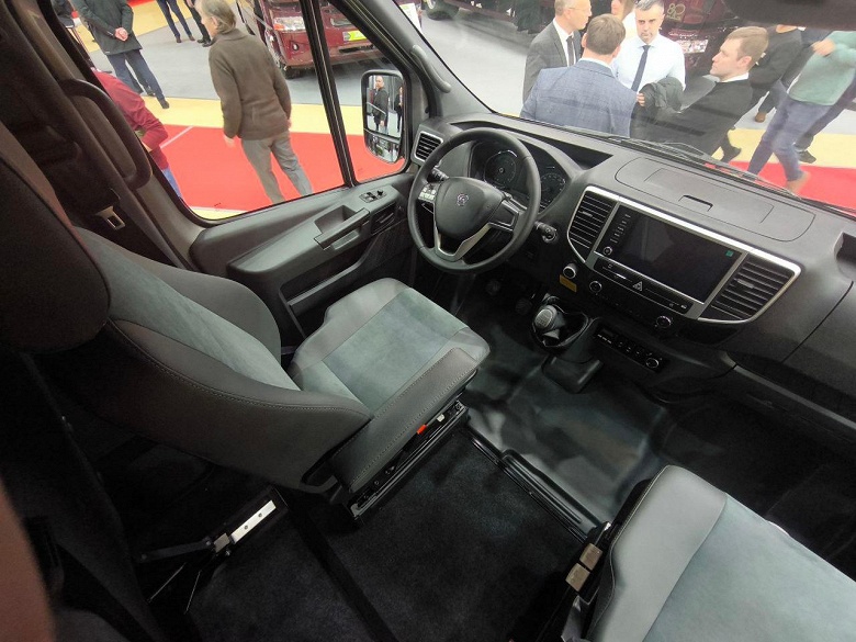 Полноприводный минивэн «Газель 4x4 NN» с трансформируемым салоном показали внутри, снаружи и снизу - 6 Полноприводный минивэн «Газель 4x4 NN» с трансформируемым салоном показали внутри, снаружи и снизу