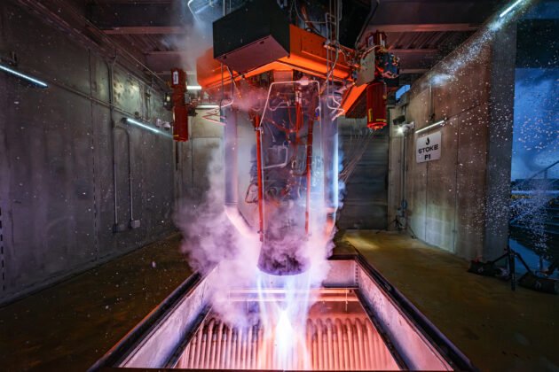 Stoke Space успешно испытала сложный двигатель FFSC на новом вертикальном стенде - 1 Stoke Space успешно испытала сложный двигатель FFSC на новом вертикальном стенде