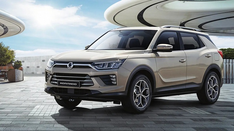 Автомат Aisin, расход менее 8 л на 100 км, возможность заказа полного привода и 5 лет гарантии. Это новый Korando для России - 1 Автомат Aisin, расход менее 8 л на 100 км, возможность заказа полного привода и 5 лет гарантии. Это новый Korando для России