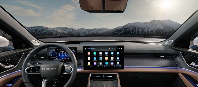 Конкурент Geely Monjaro от Chery. В России представлен Chery Tiggo 9 с 2,0-литровым мотором, 8-ступенчатым &laquo;автоматом&raquo; и полным приводом