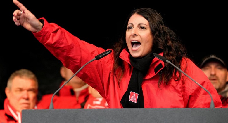 «Работники не хотят встречать Рождество в страхе». Начались финальные переговоры между Volkswagen и профсоюзом в 2024 году - 1 «Работники не хотят встречать Рождество в страхе». Начались финальные переговоры между Volkswagen и профсоюзом в 2024 году